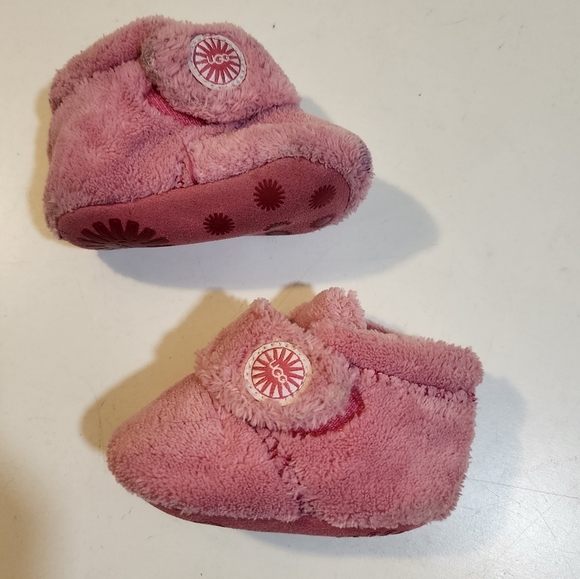 UGGS Bixbee Pink Baby Ankle Booties size 0/1 - Picture 3 of 10